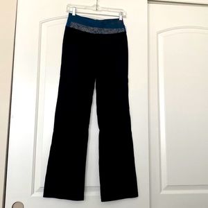 Black flare lululemon pants